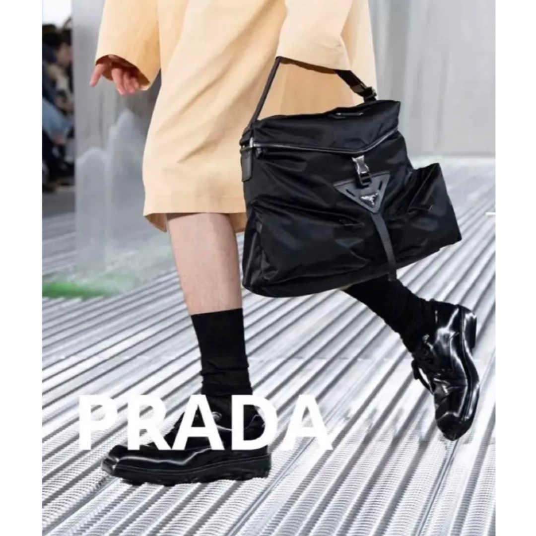 PRADA(プラダ)のPRADA プラダ 24SS Re-Nylon xレザー ショルダーバッグ メンズのバッグ(ショルダーバッグ)の商品写真