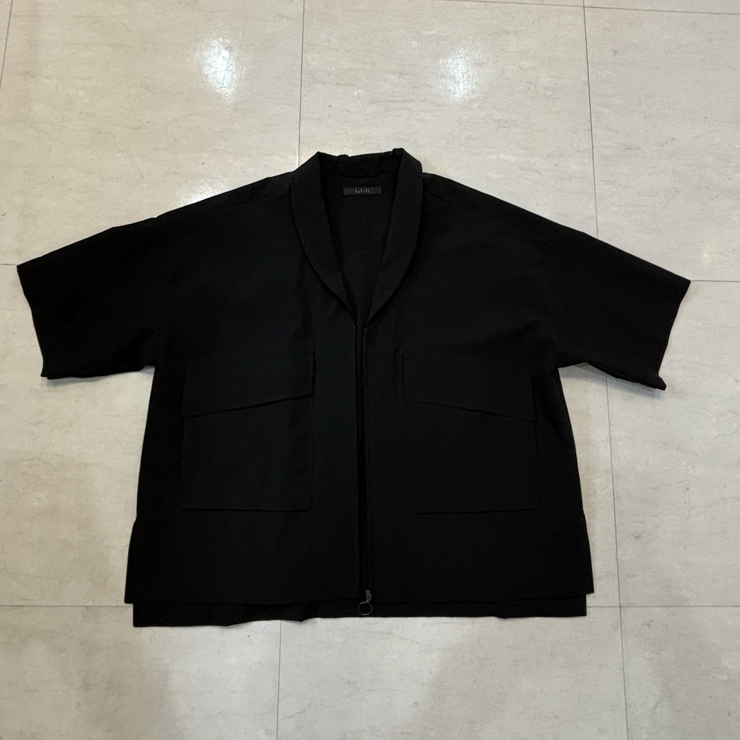 ADORE(アドーア)のle phil ブラック 半袖 ジャケット レディースのジャケット/アウター(ブルゾン)の商品写真