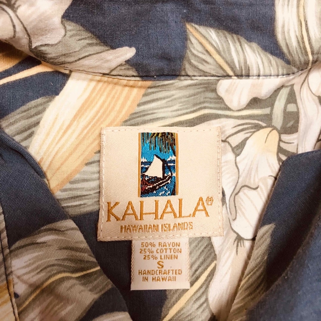 KAHALA(カハラ)のKAHALA カハラ 半袖柄シャツ アロハシャツ Sサイズ メンズのトップス(Tシャツ/カットソー(半袖/袖なし))の商品写真