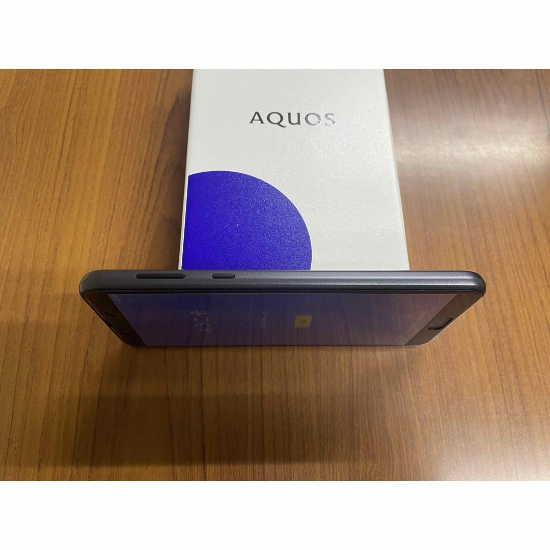 AQUOS(アクオス)の本日まで週末限定値下げ中SHARP AQUOS sense2 SH-M08 マホ スマホ/家電/カメラのスマートフォン/携帯電話(スマートフォン本体)の商品写真