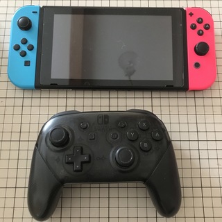 ニンテンドースイッチ(Nintendo Switch)のニンテンドースイッチ プロコン付き(家庭用ゲーム機本体)