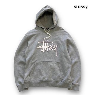 ステューシー(STUSSY)の【stussy】ステューシー サガラ刺繍 スウェットパーカー フード刺繍 (L)(パーカー)