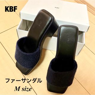 ケービーエフ(KBF)の【新品】KBF ファーサンダル(サンダル)