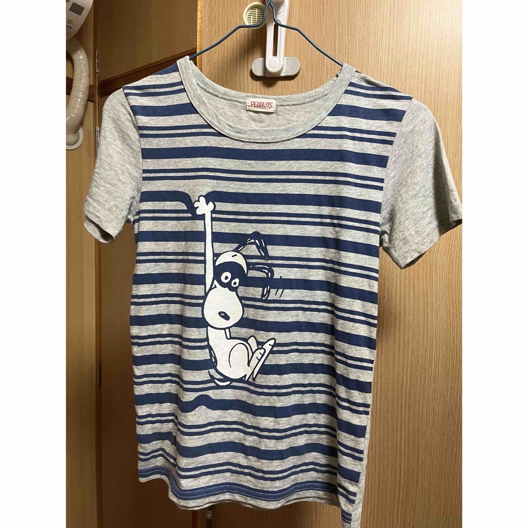 SNOOPY(スヌーピー)のスヌーピー　Tシャツ レディースのトップス(Tシャツ(半袖/袖なし))の商品写真