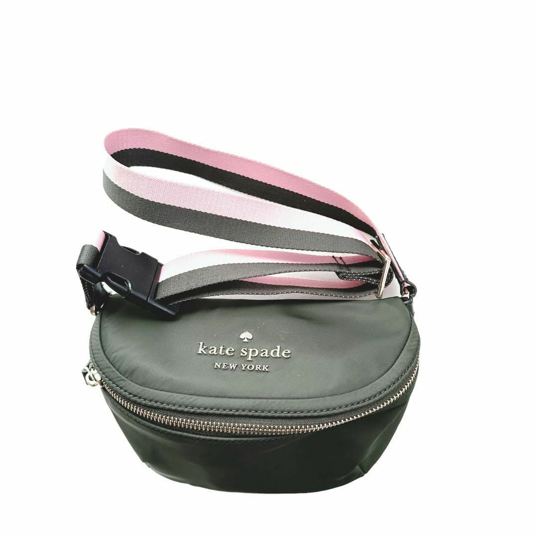 kate spade new york(ケイトスペードニューヨーク)の【新品未使用】【kate spade】ボディーバッグ　ウエストポーチ　グリーン レディースのバッグ(ボディバッグ/ウエストポーチ)の商品写真