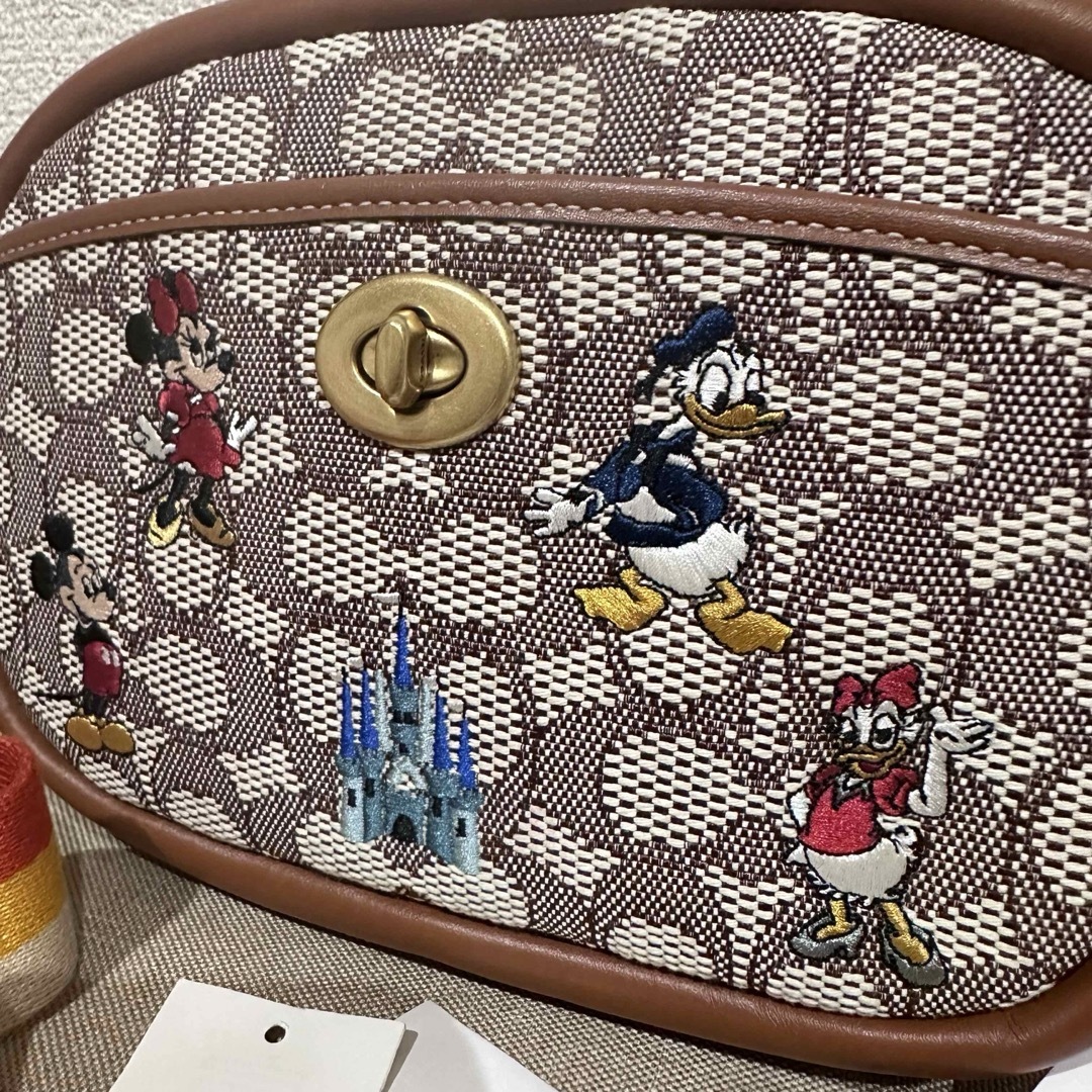 COACH(コーチ)の未使用COACHディズニー50周年ミッキーミニー刺繍2wayショルダーバッグ レディースのバッグ(ショルダーバッグ)の商品写真