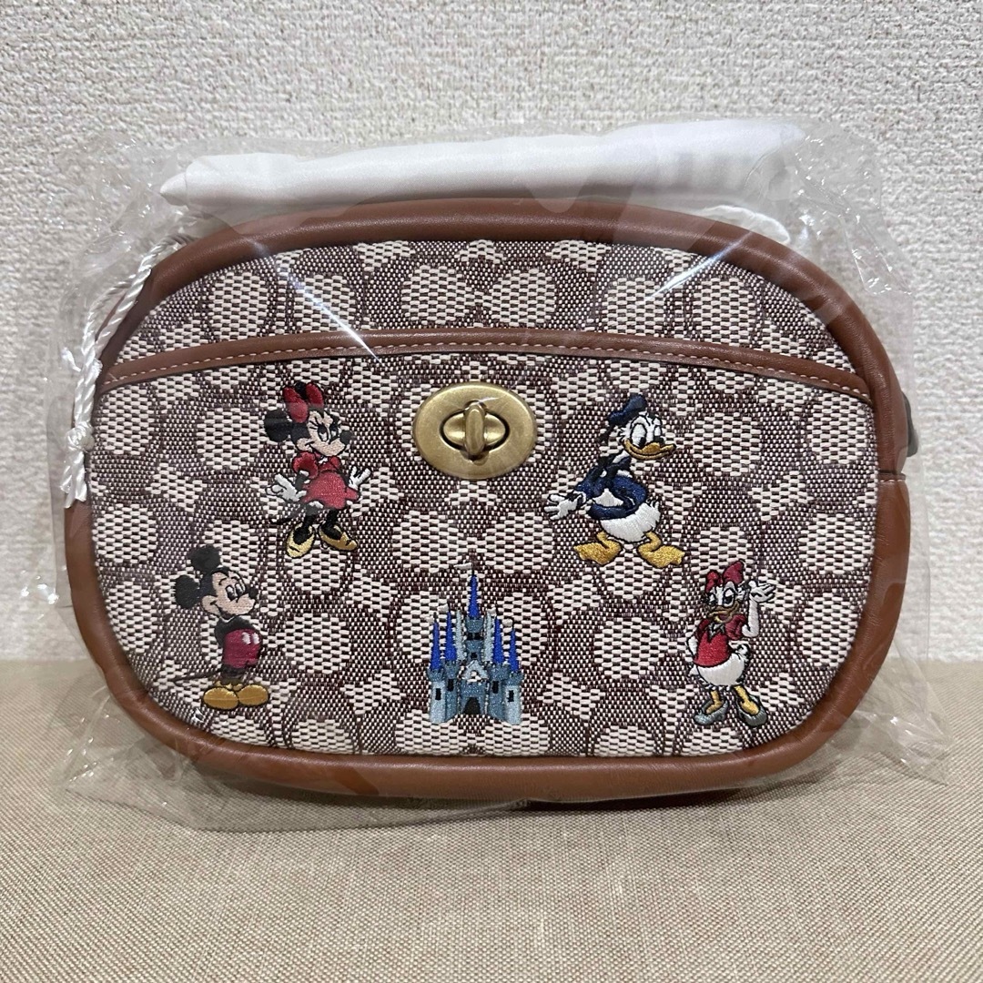 COACH(コーチ)の未使用COACHディズニー50周年ミッキーミニー刺繍2wayショルダーバッグ レディースのバッグ(ショルダーバッグ)の商品写真