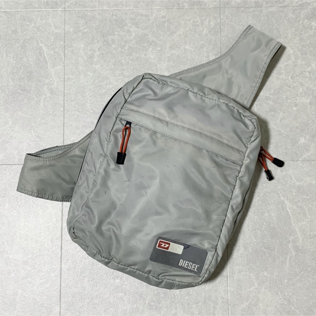 DIESEL(ディーゼル)の00s DIESEL archive nylon sling bag Y2K メンズのバッグ(ボディーバッグ)の商品写真