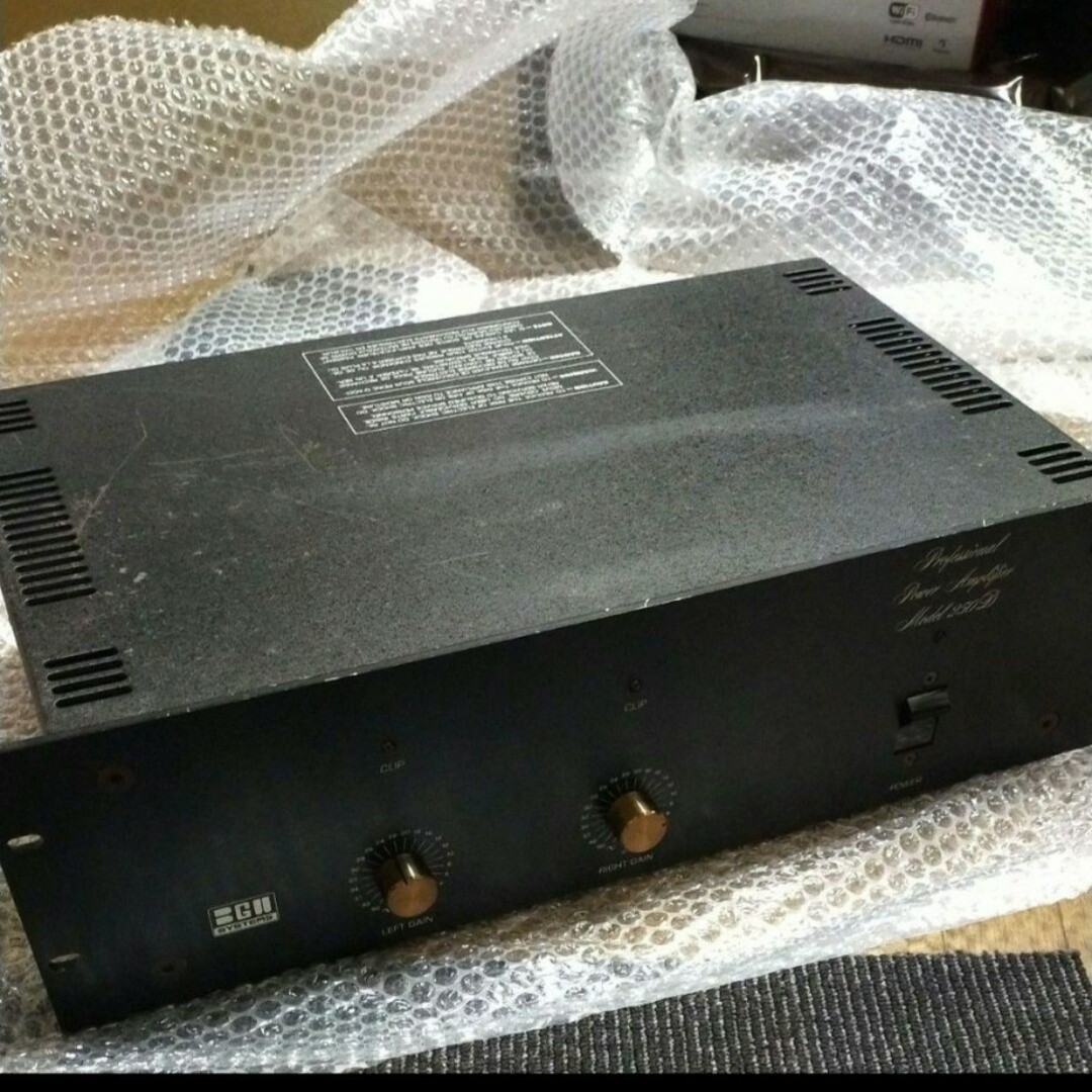 BGW ファンレスパワーアンプ 250D 完動品 BGW ファンレスパワーアンプ 250D 完動品