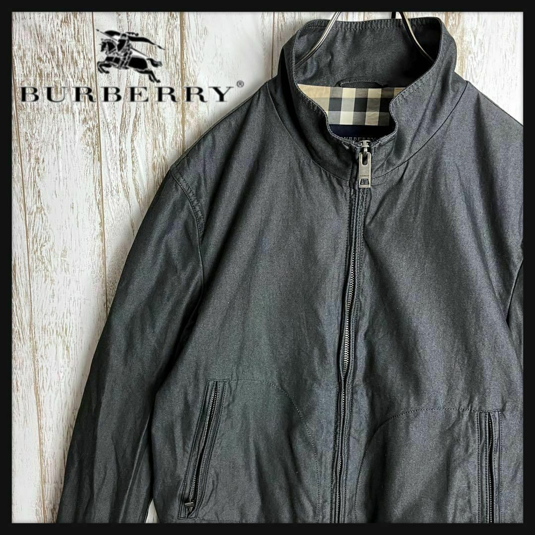 BURBERRY(バーバリー)の【人気デザイン】バーバリー☆ノバチェック　ジップアップブルゾン　グレー　即完売 メンズのジャケット/アウター(ブルゾン)の商品写真