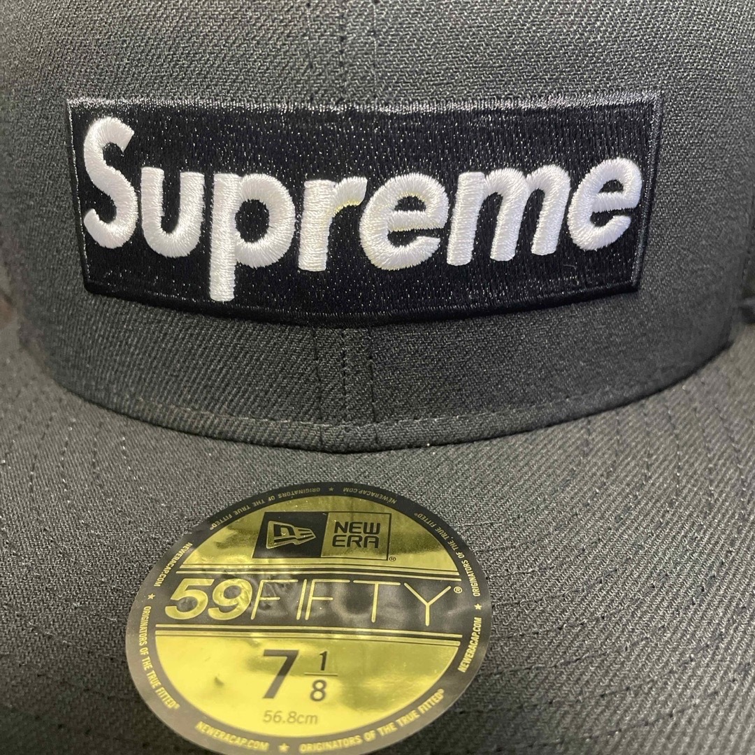 Supreme(シュプリーム)のSupreme box logo New Era メンズの帽子(キャップ)の商品写真