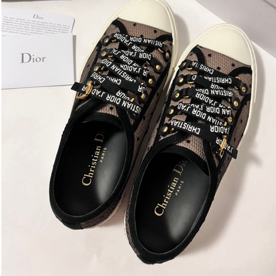 Dior(ディオール)のDior★ディオール  限定　ドットチュール　スニーカー  レディースの靴/シューズ(スニーカー)の商品写真