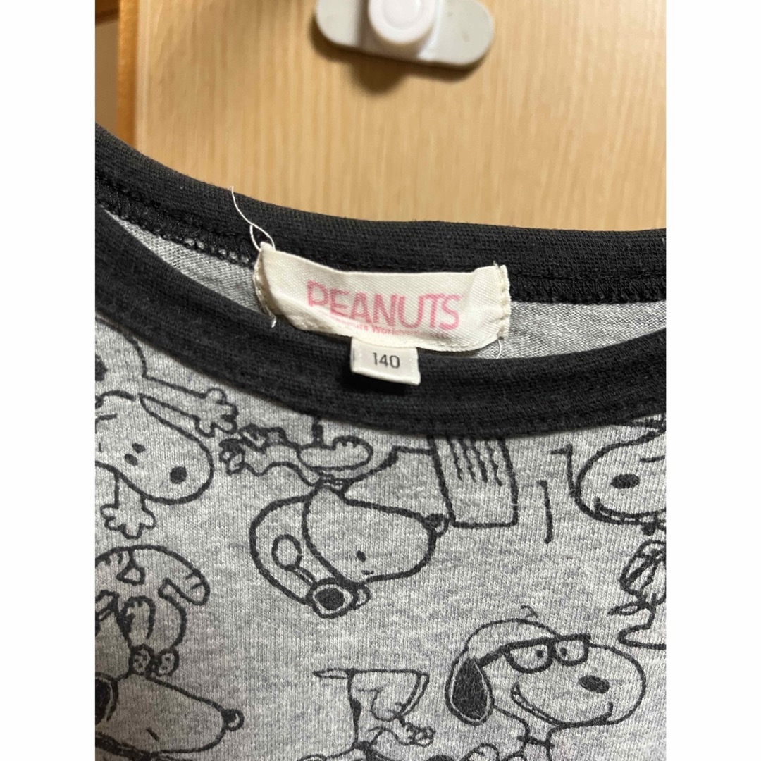 SNOOPY(スヌーピー)のスヌーピー　Tシャツ　140 キッズ/ベビー/マタニティのキッズ服男の子用(90cm~)(Tシャツ/カットソー)の商品写真