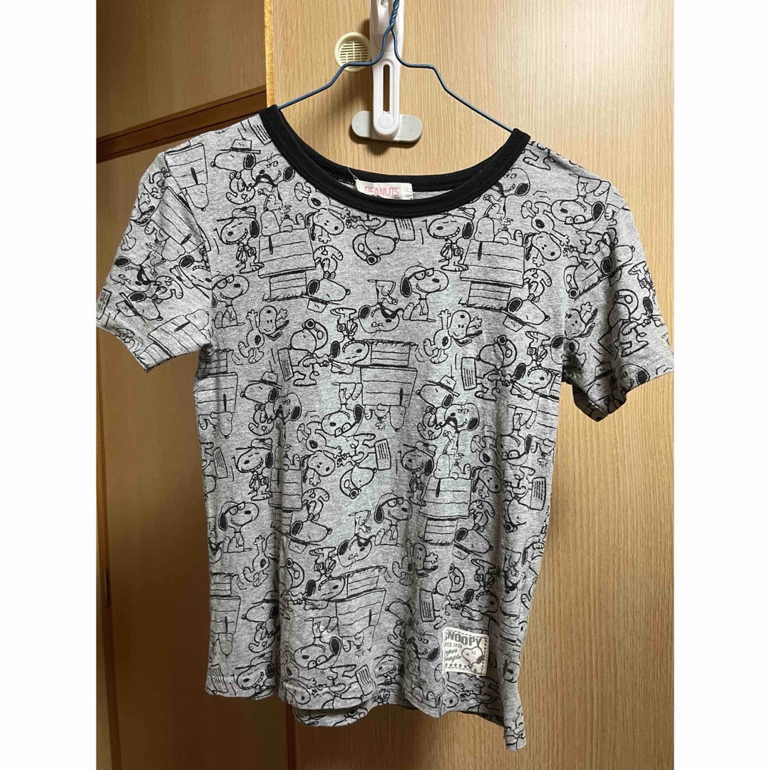 SNOOPY(スヌーピー)のスヌーピー　Tシャツ　140 キッズ/ベビー/マタニティのキッズ服男の子用(90cm~)(Tシャツ/カットソー)の商品写真