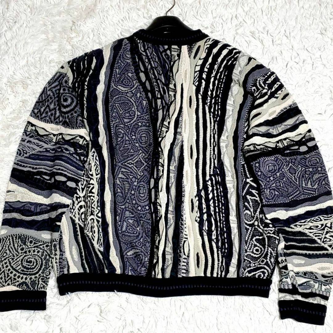 COOGI(クージー)の美品 XL クージー 3Dニット セーター 灰 オーバーサイズ オーストラリア製 メンズのトップス(ニット/セーター)の商品写真