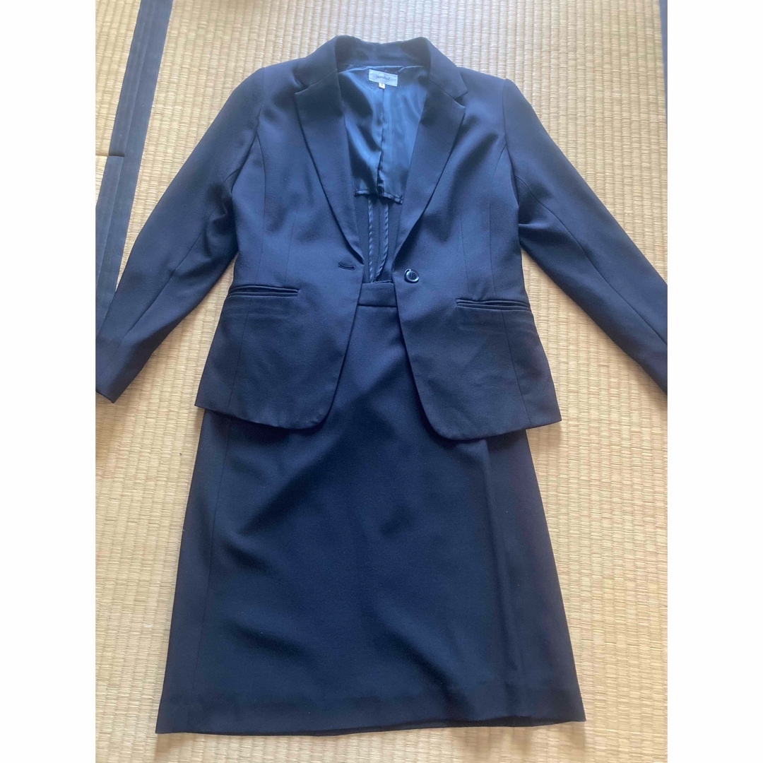 PUR E LA ST ブラックスーツ上下　スカート　黒 レディースのフォーマル/ドレス(スーツ)の商品写真
