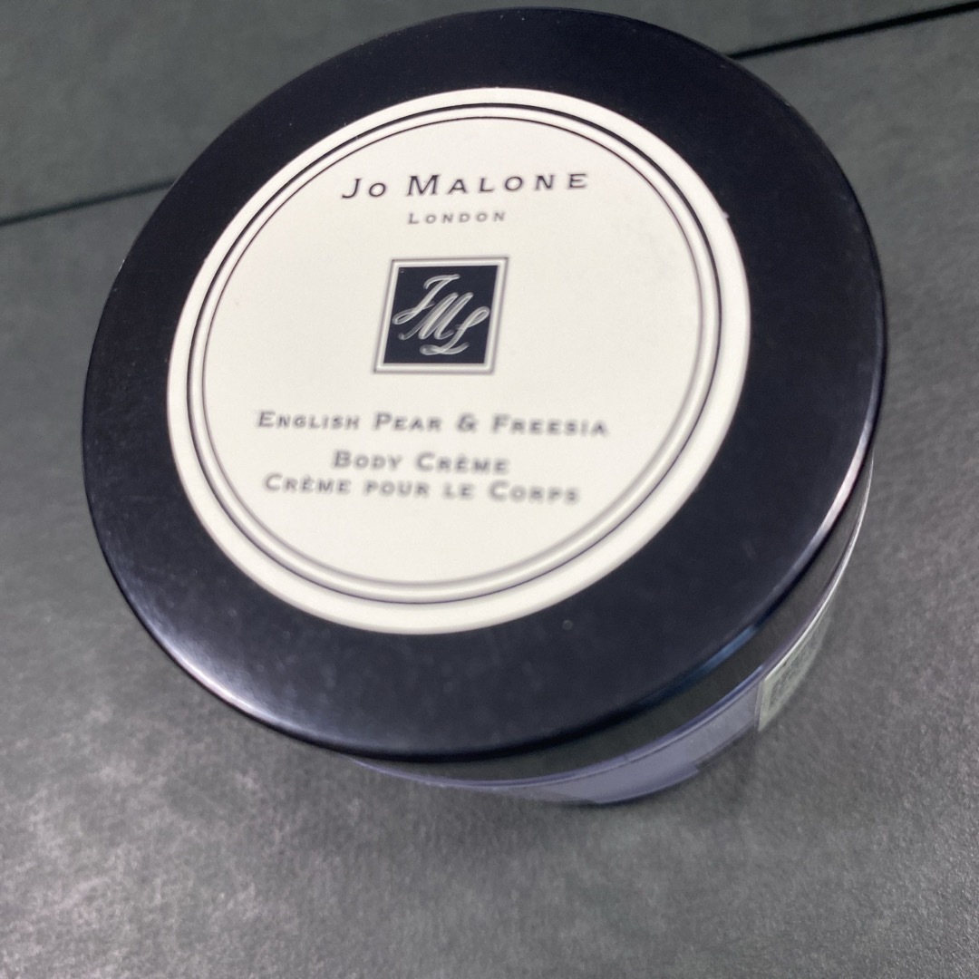 Jo Malone(ジョーマローン)のジョーマローン　イングリッシュペアー&フリージア　ボディクリーム50ml コスメ/美容のボディケア(ボディクリーム)の商品写真