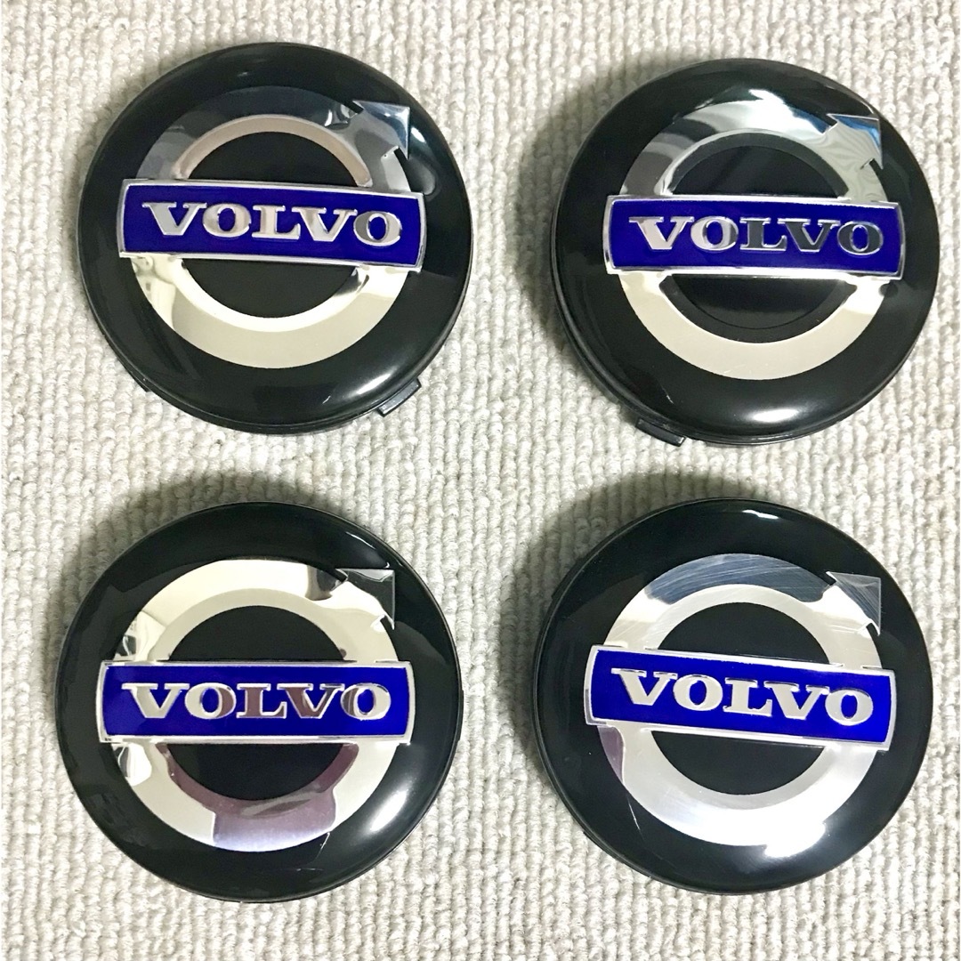 Volvo(ボルボ)のボルボ　Volvo センターキャップ　ホイールキャップ　64mm ネイビー 自動車/バイクの自動車(車外アクセサリ)の商品写真