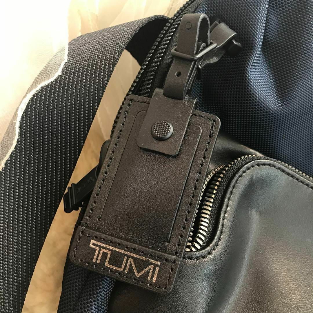 TUMI(トゥミ)の☆美品☆TUMI　アルファ　ブラボー　ルイス　クロスボディ　ショルダーバッグ メンズのバッグ(ショルダーバッグ)の商品写真