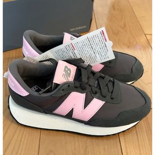 ニューバランス(New Balance)の【新品未使用】ニューバランススニーカー237(スニーカー)