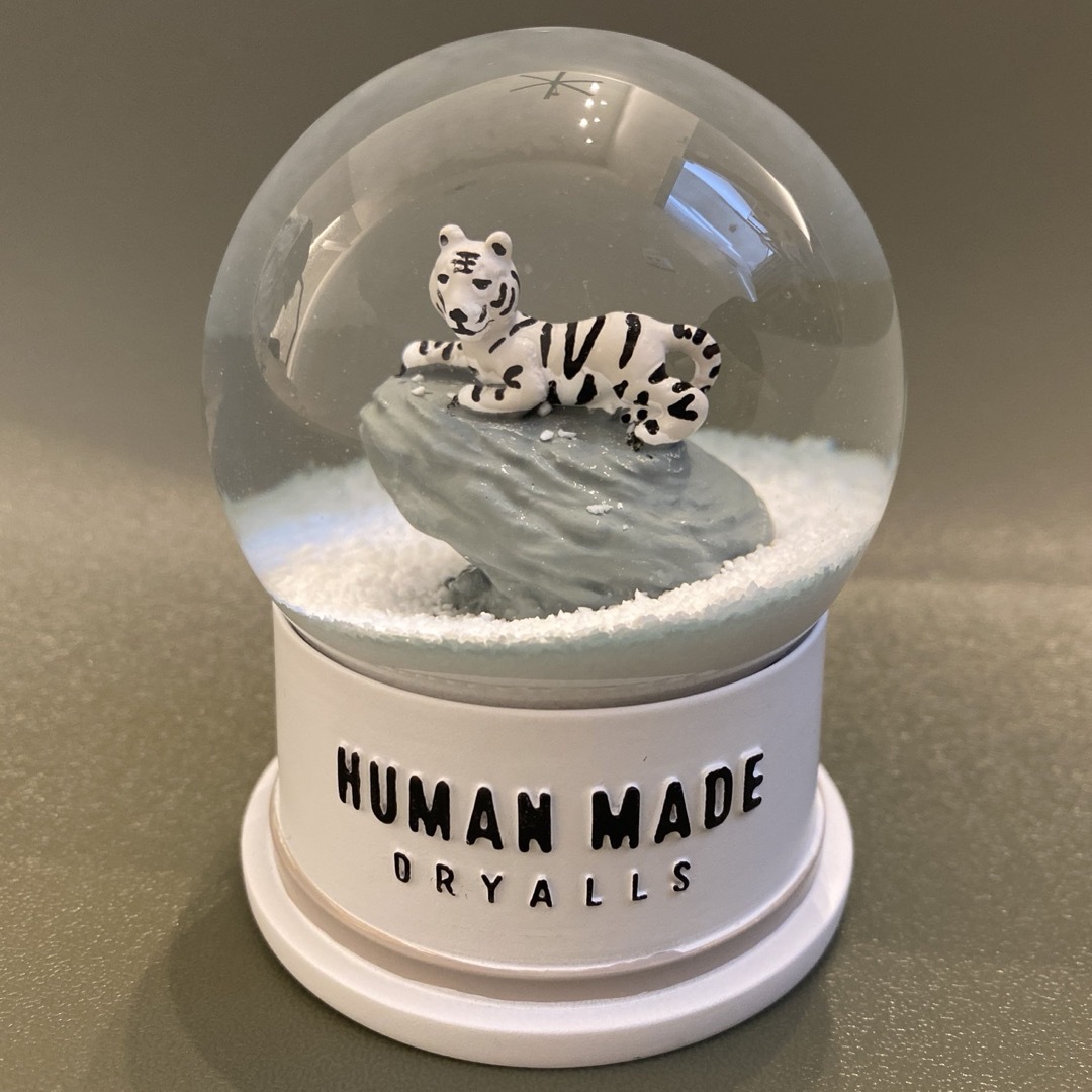 HUMAN MADE(ヒューマンメイド)の値下げ　ヒューマンメイド　スノードーム　 インテリア/住まい/日用品のインテリア小物(置物)の商品写真