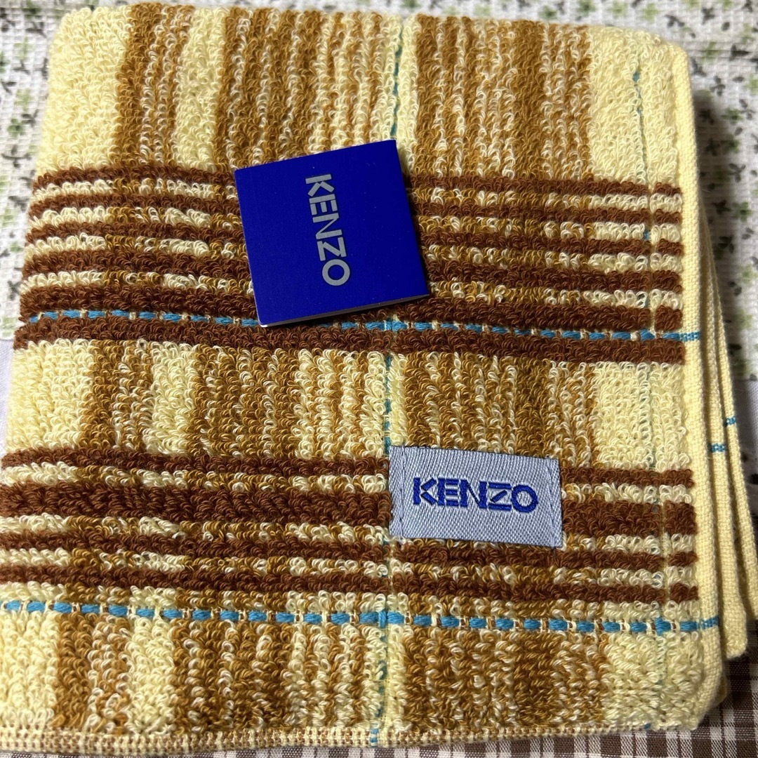 KENZO(ケンゾー)の未使用品　KENZO  ハンカチ メンズのメンズ その他(その他)の商品写真