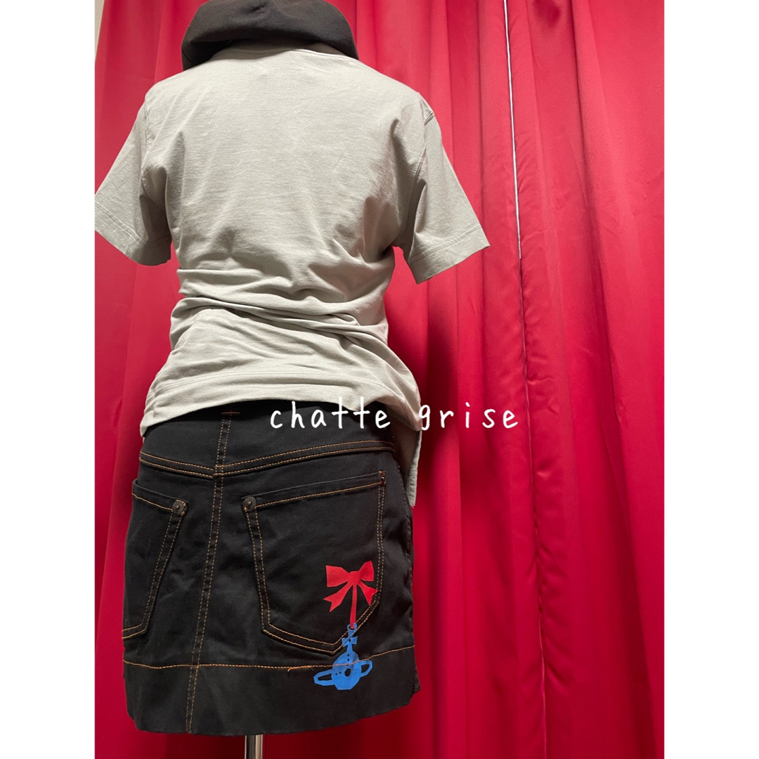 Vivienne Westwood(ヴィヴィアンウエストウッド)のヴィヴィアンリボンオーブブラックデニムスカートストレッチY2K二階堂ふみ椎名林檎 レディースのスカート(ミニスカート)の商品写真