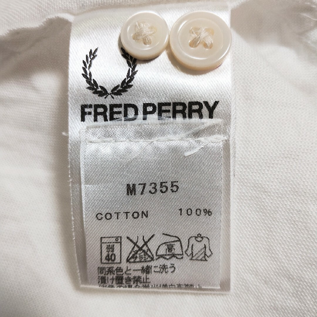 FRED PERRY(フレッドペリー)のFREDPERRY　ボタンダウンシャツ　チェック柄襟　白　ピンク　スリムフィット メンズのトップス(シャツ)の商品写真