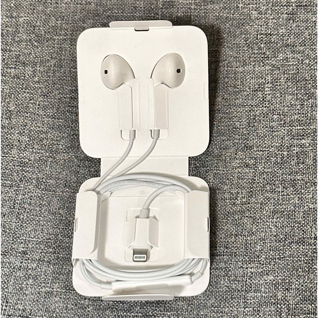 LivelyLife iPhone 11 Pro Max イヤホン変換ケーブル アイフォン