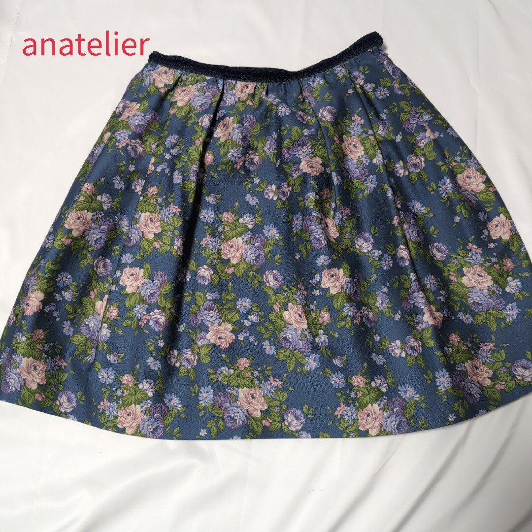 anatelier(アナトリエ)のanatelier　アナトリエ　スカート　花柄 レディースのスカート(ひざ丈スカート)の商品写真