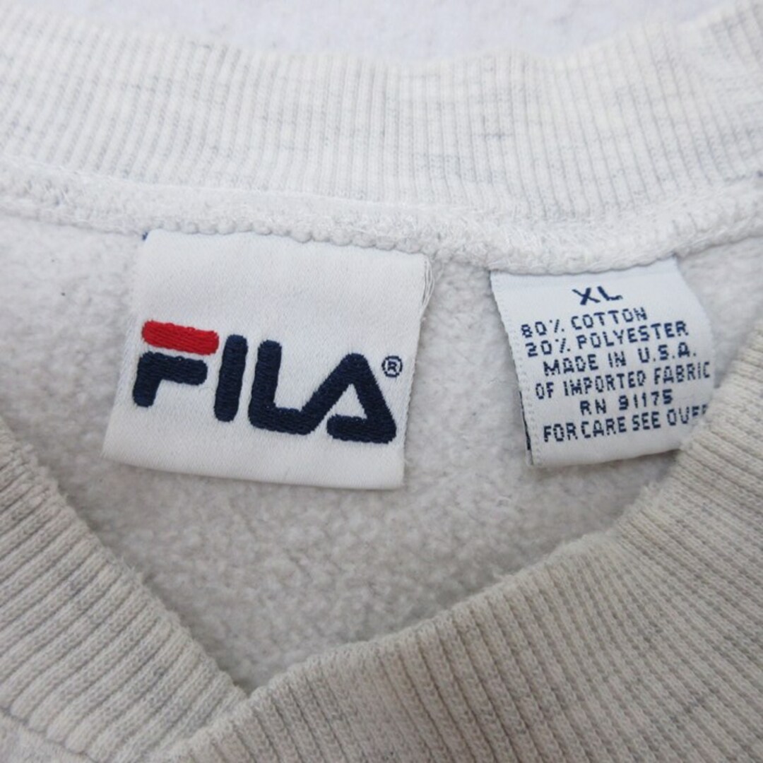 FILA(フィラ)のXL★古着 フィラ FILA 長袖 ブランド スウェット メンズ 90年代 90s ワンポイントロゴ 大きいサイズ クルーネック USA製 薄グレー 霜降り 23dec08 中古 スエット トレーナー トップス メンズのトップス(パーカー)の商品写真