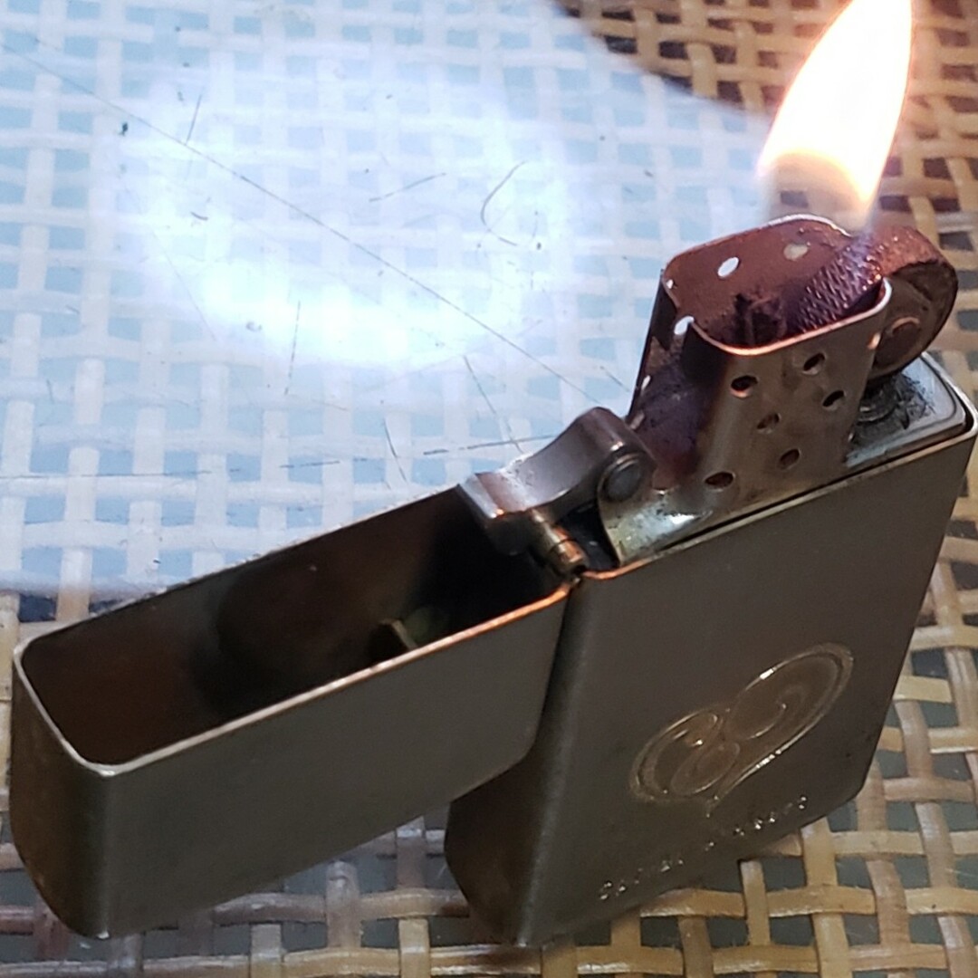 ZIPPO(ジッポー)の送料￥0 動作品 slim ZIPPO スリム・ジッポ oil lighter メンズのファッション小物(タバコグッズ)の商品写真