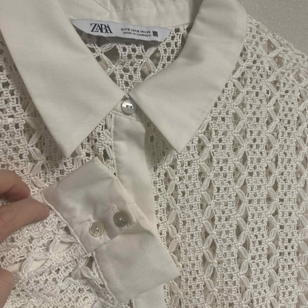 ZARA(ザラ)の美品　ZARA シャツ　送料込み レディースのトップス(シャツ/ブラウス(長袖/七分))の商品写真