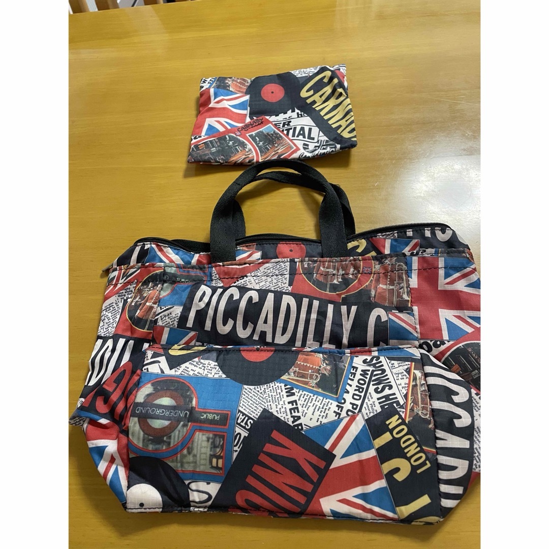 LeSportsac(レスポートサック)のLeSpoRTSAC レスポ　トートバック レディースのバッグ(トートバッグ)の商品写真