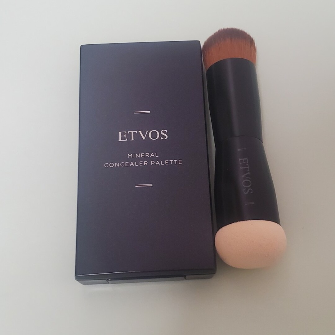 ETVOS(エトヴォス)のエトヴォスコンシーラー&コンシーラーブラシ コスメ/美容のベースメイク/化粧品(コンシーラー)の商品写真