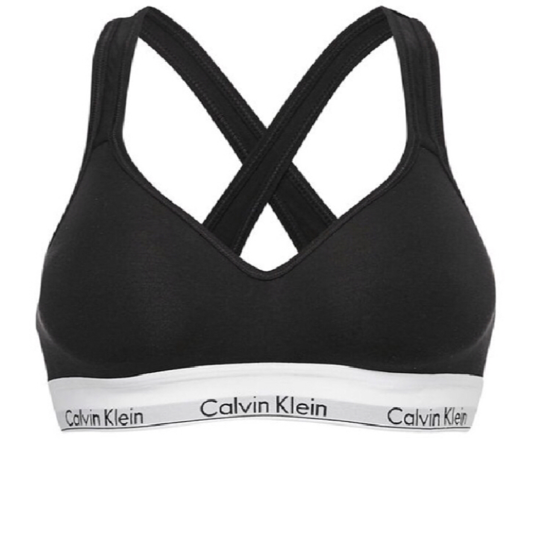 ck Calvin Klein(シーケーカルバンクライン)のカルバンクライン　レディース　上下セット　ブラ&ショーツ　黒　下着　  Sサイズ レディースの下着/アンダーウェア(ブラ&ショーツセット)の商品写真