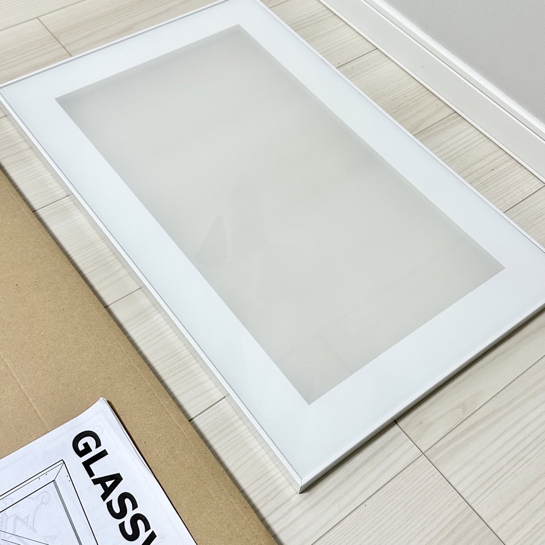 IKEA(イケア)のIKEA イケア　GLASSVIK  ホワイトフロスト ガラス扉 60✖️38 インテリア/住まい/日用品の収納家具(棚/ラック/タンス)の商品写真