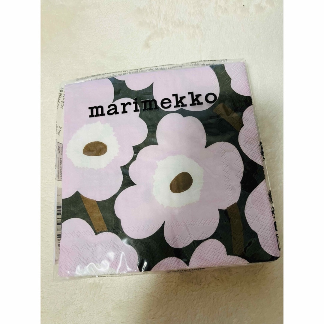 marimekko(マリメッコ)の【新品未開封】marimekko ペーパーナプキン インテリア/住まい/日用品のキッチン/食器(テーブル用品)の商品写真