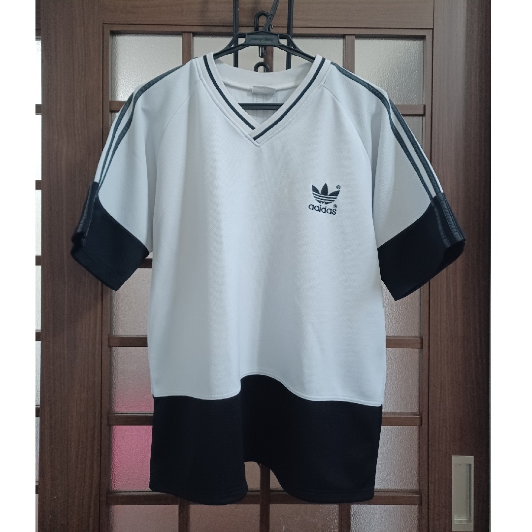 adidas(アディダス)のadidas　半袖 メンズのトップス(Tシャツ/カットソー(半袖/袖なし))の商品写真