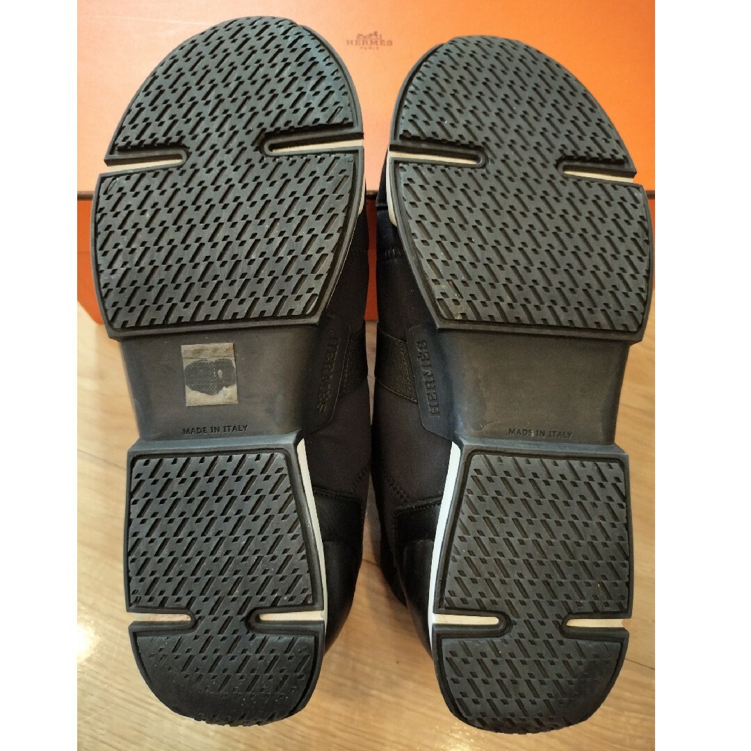 HERMESの黒レザースニーカー 43 27cm 26.5 メンズ レディース HERMESの黒レザースニーカー 43 27cm 26.5 メンズ レディース