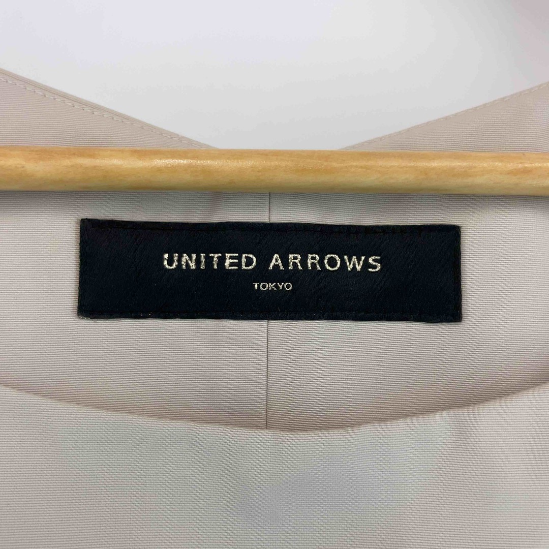 UNITED ARROWS(ユナイテッドアローズ)のUNITED ARROWS ユナイテッドアローズ レディース ノースリーブワンピース　フレア　ベージュ レディースのワンピース(ひざ丈ワンピース)の商品写真