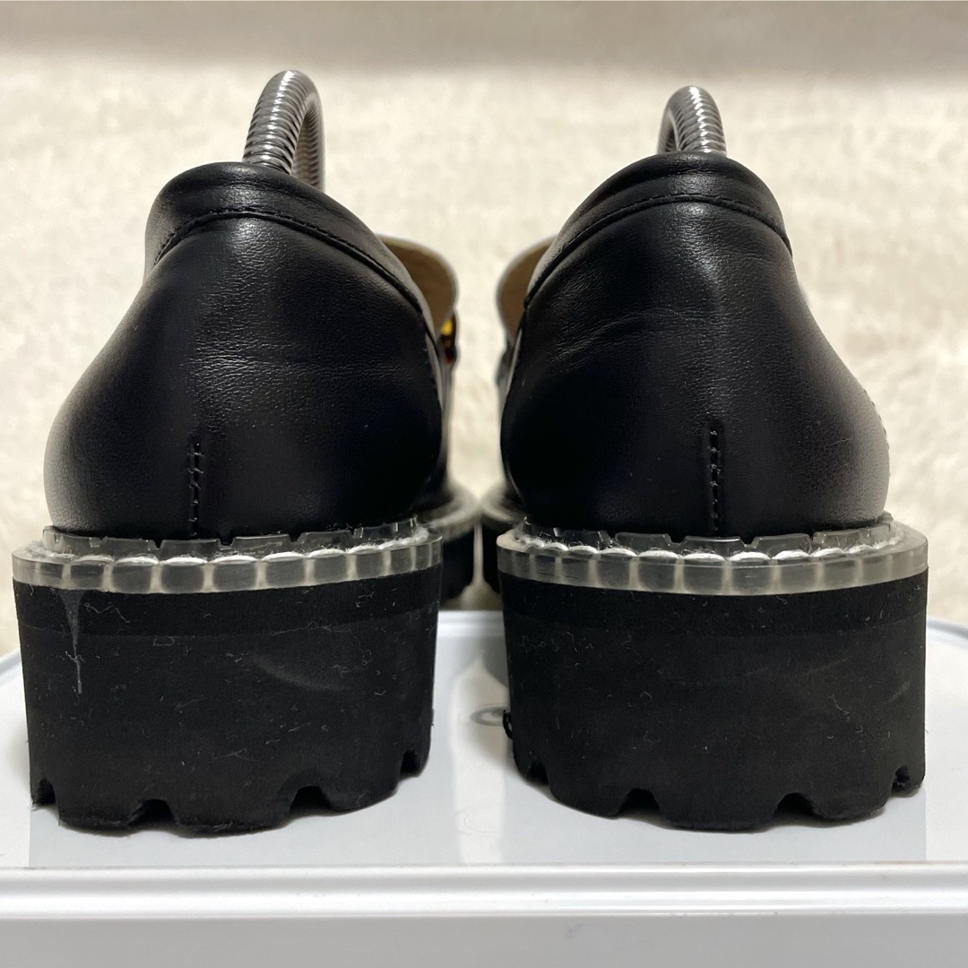 Mode et Jacomo(モードエジャコモ)のMODE ET JACOMO モードエジャコモ ボリュームチェーン ローファー レディースの靴/シューズ(ローファー/革靴)の商品写真