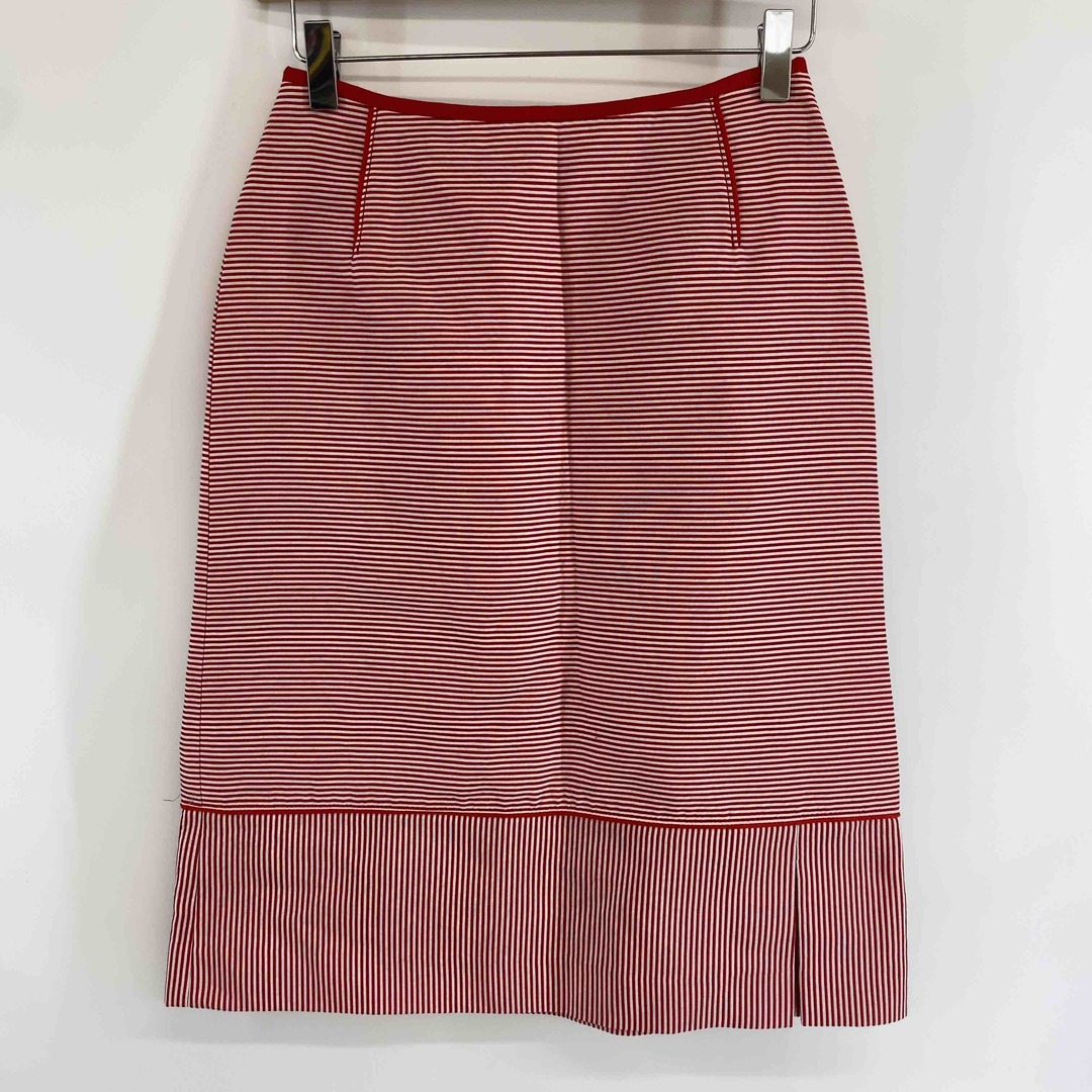 UNITED ARROWS(ユナイテッドアローズ)のUNITED ARROWS ユナイテッドアローズ SLITZ  スリッツ　ボーダーストライプ　赤×白　後ろフェイクポケット　レディース ひざ丈スカート レディースのスカート(ひざ丈スカート)の商品写真