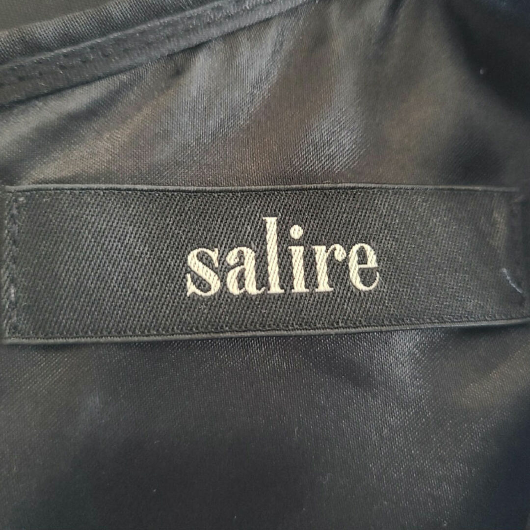 salire(サリア)のsalire 黒ワンピース レディースのワンピース(ひざ丈ワンピース)の商品写真