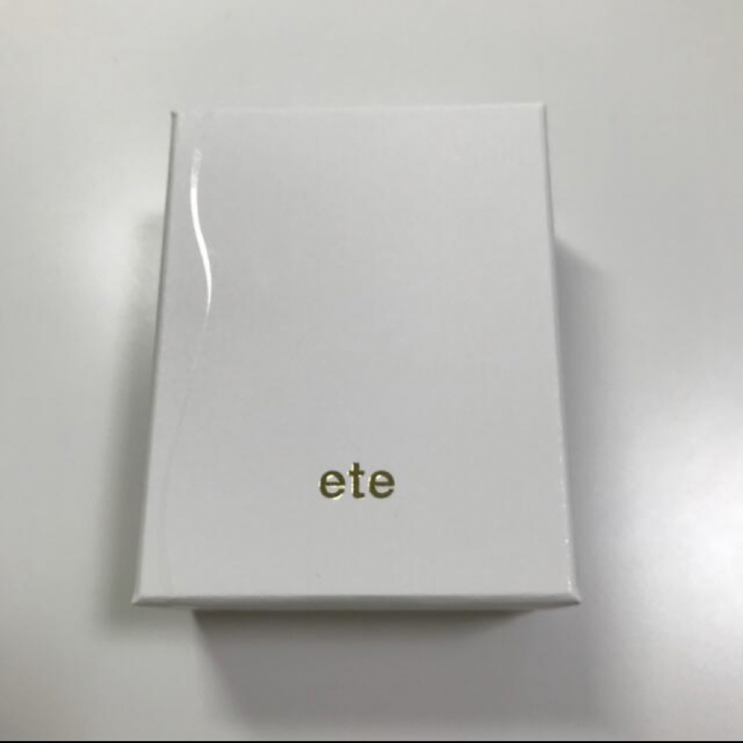 ete(エテ)のete アクセサリーBOX 空箱 レディースのバッグ(ショップ袋)の商品写真