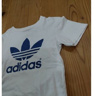 アディダス(adidas)のアディダス　キッズ　Tシャツ　130(Tシャツ/カットソー)