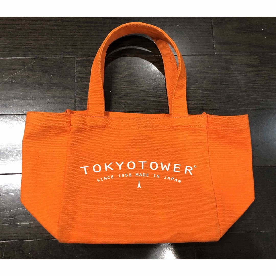 東京タワー　ミニトートバッグ　ランチバッグ　ランチトート  レディースのバッグ(トートバッグ)の商品写真