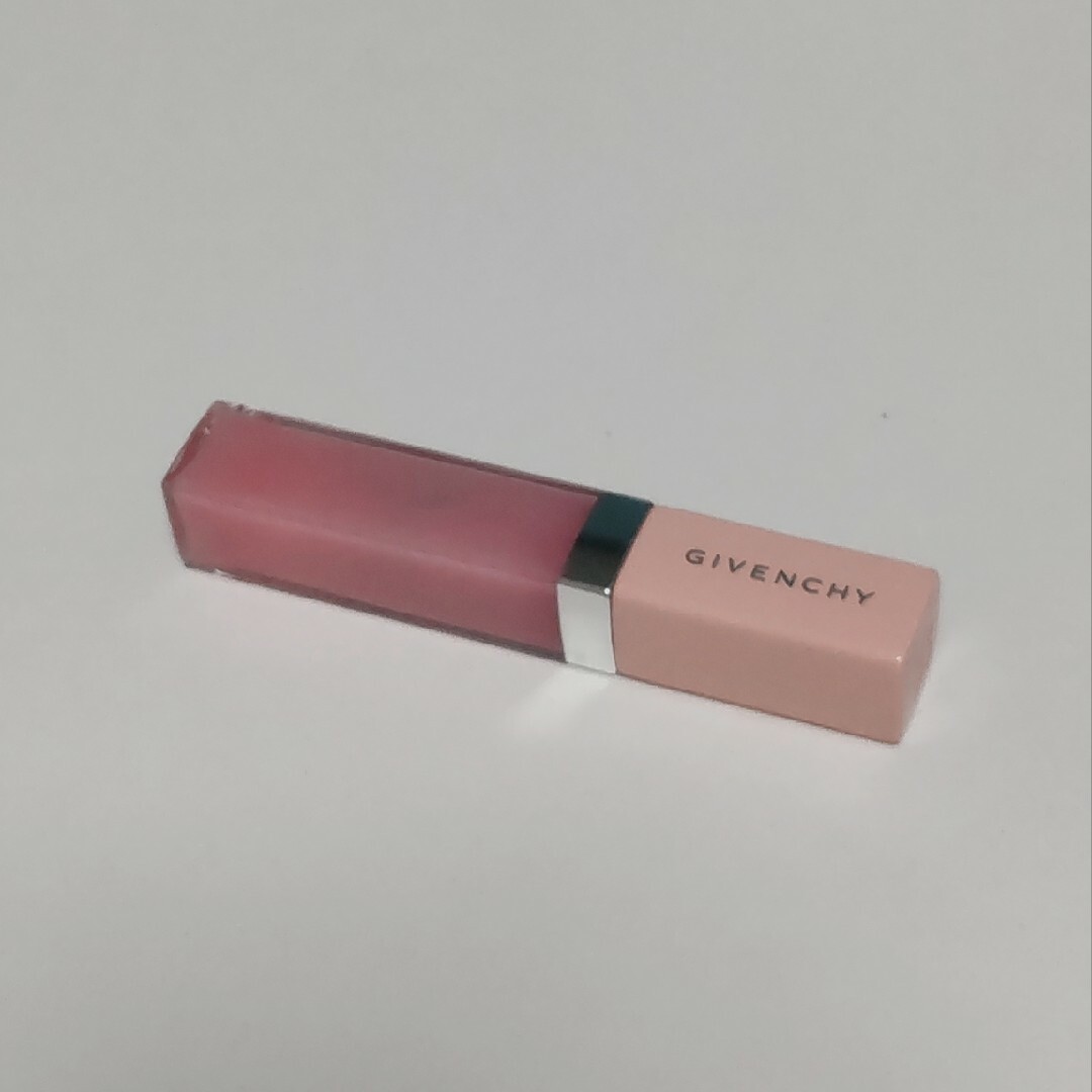 GIVENCHY(ジバンシィ)のGIVENCHY　ローズパーフェクトリキッド コスメ/美容のベースメイク/化粧品(リップグロス)の商品写真