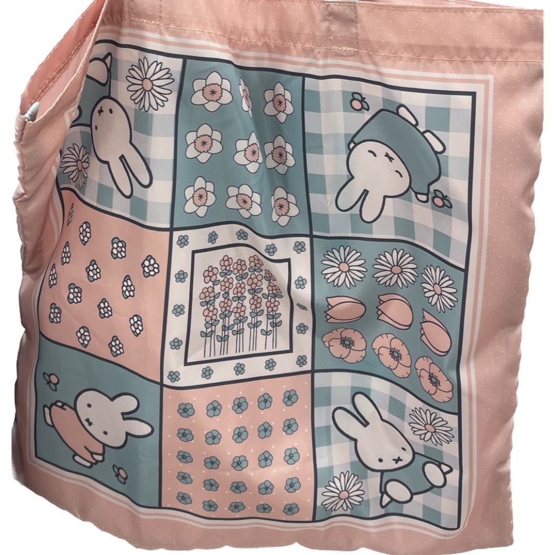 miffy(ミッフィー)のミッフィーzakkaフェスタ　限定　パッカブルバッグ　ピンク レディースのバッグ(トートバッグ)の商品写真