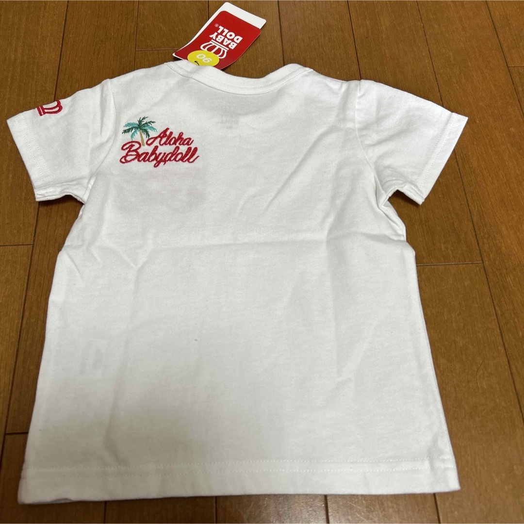 BABYDOLL(ベビードール)の新品未使用 90cm 半袖Tシャツ 男の子 女の子 ベビードール 白T キッズ/ベビー/マタニティのキッズ服男の子用(90cm~)(Tシャツ/カットソー)の商品写真